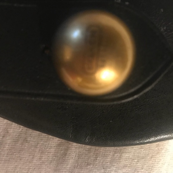 Black coach flat sandals. - Picture 4 of 5